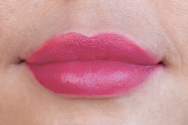 Sapphire Professional Lipstick