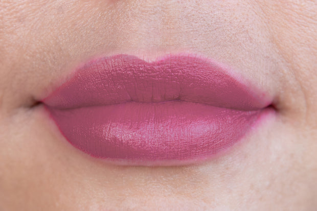 Sapphire Professional Lipstick